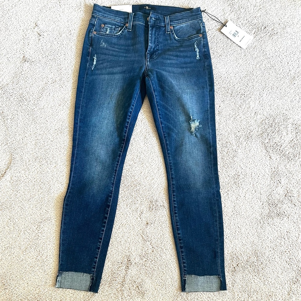 7 For All Mankind Gwenevere Destroy Ankle Cut Jean Size 27 Brand new